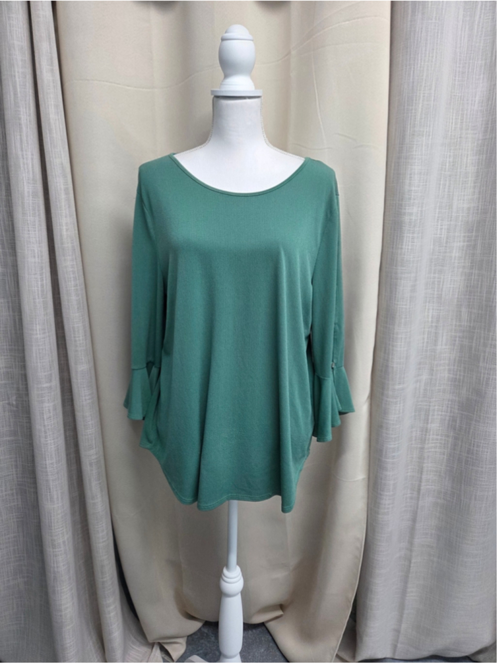 Green Ruffle Sleeve Blouse 1X Whimsical Flowy Flared Ethereal Boho-chic